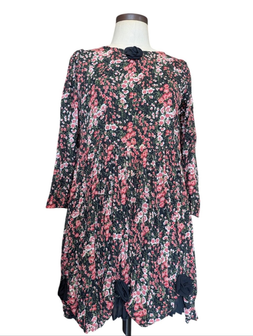 90's Grunge Coco Le Chat Dark Floral Babydoll Dress W Black Rosettes. Medium.